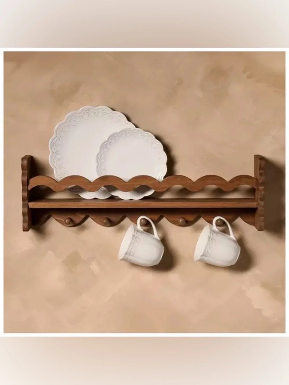 Kinkeeping Brown Wood Plate and Mug Rack